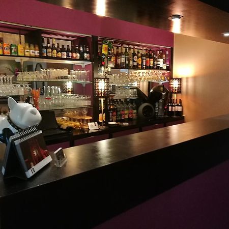 Lys Hotel Halluin Bagian luar foto