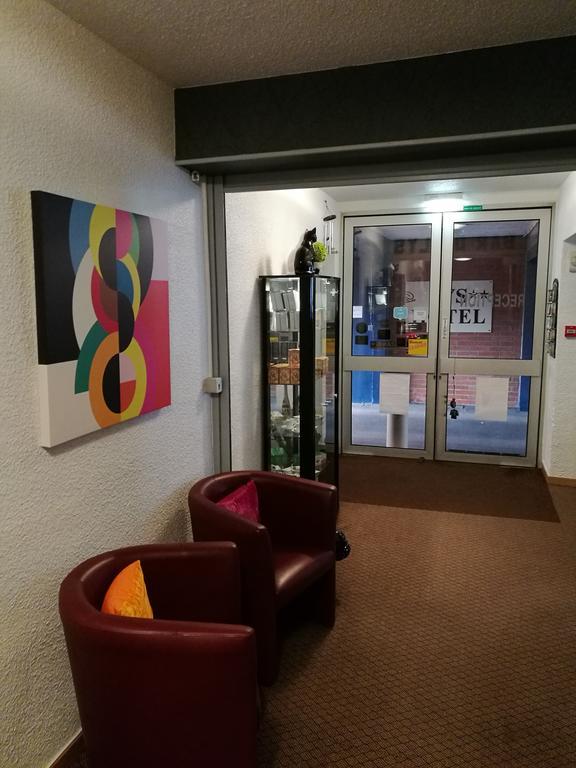 Lys Hotel Halluin Bagian luar foto