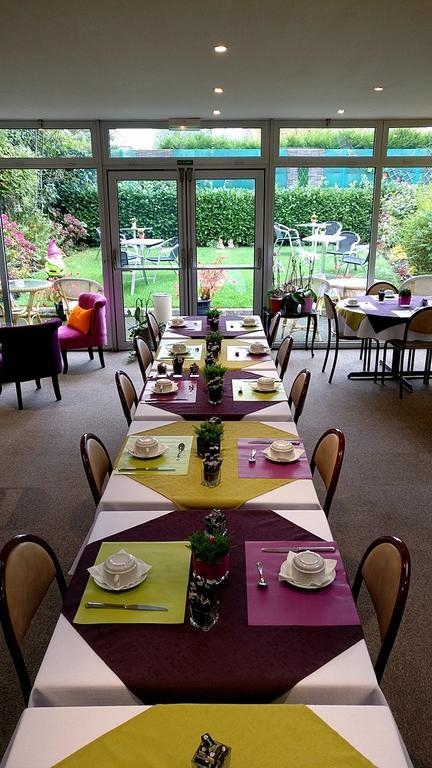Lys Hotel Halluin Bagian luar foto