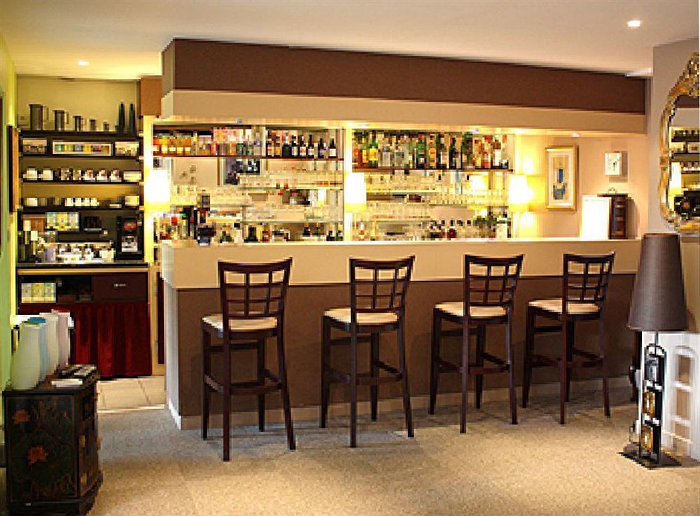Lys Hotel Halluin Bagian luar foto